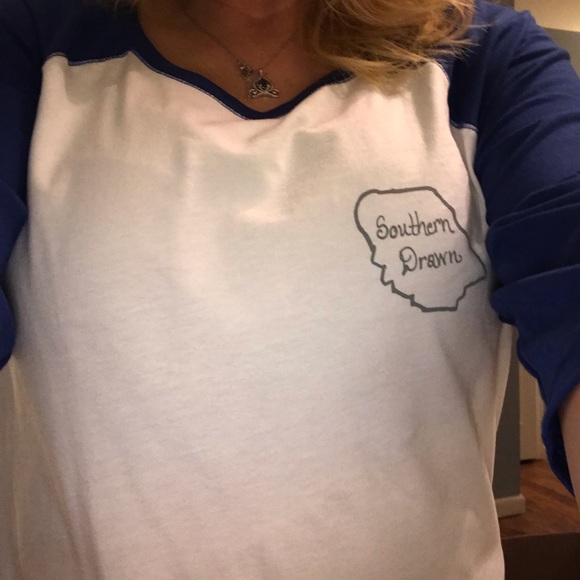 Baseball Tees these shirts run two sizes too small so please keep in mind - Picture 5 of 6